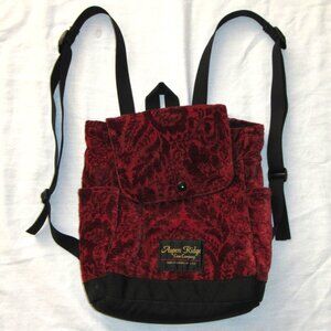 Aspen Ridge Case Company Skandia Michigan Chenille Floral Carpet Backpack Bag